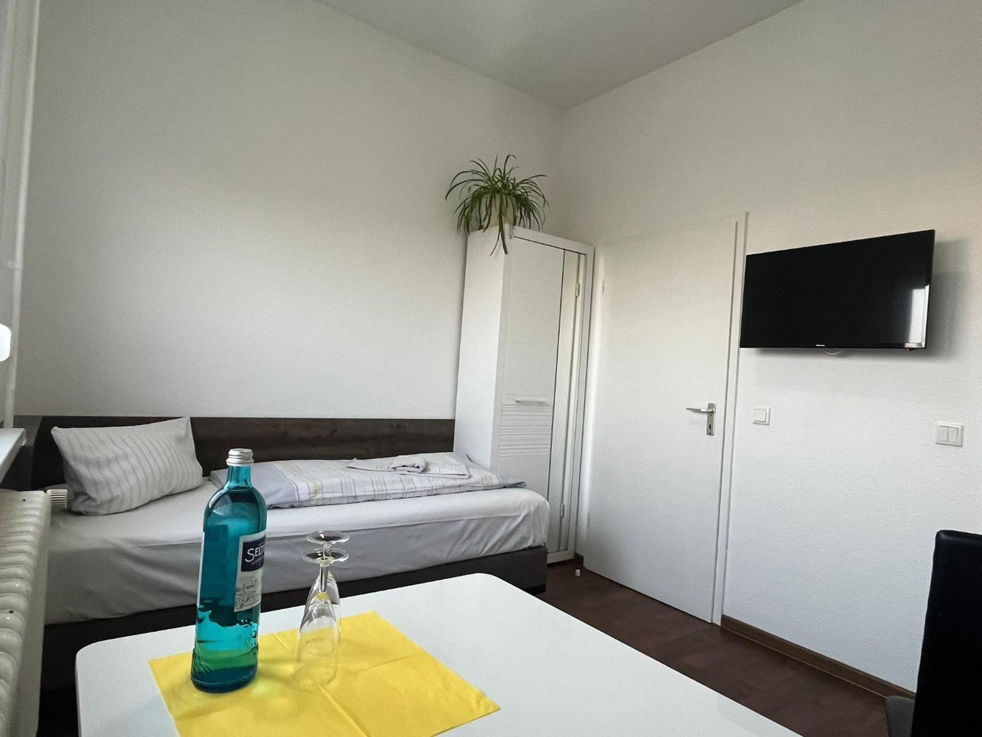 Gaestepension - Elsterland Am Sport- Und Freizeitpark Екстериор снимка